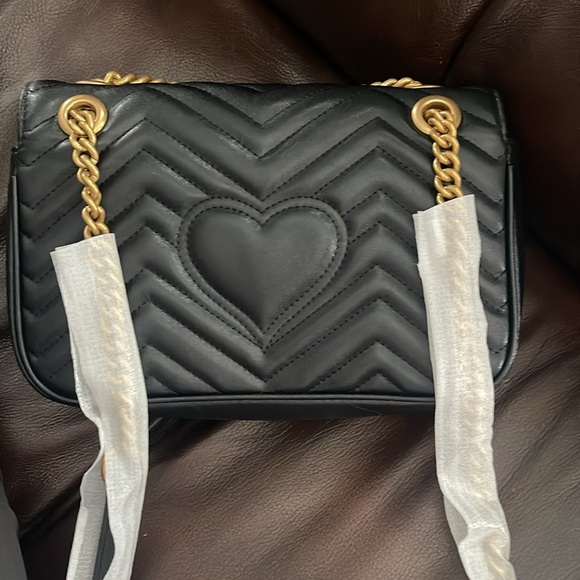 Brand new GG MARMONT SMALL SHOULDER BAG - Picture 6 of 8